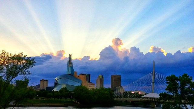 Best places to live in Winnipeg for singles, young professionals, students and families
